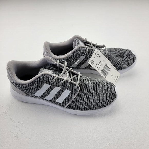 Adidas QT Racer, Grey, Women's Running Shoe - Picture 2 of 12